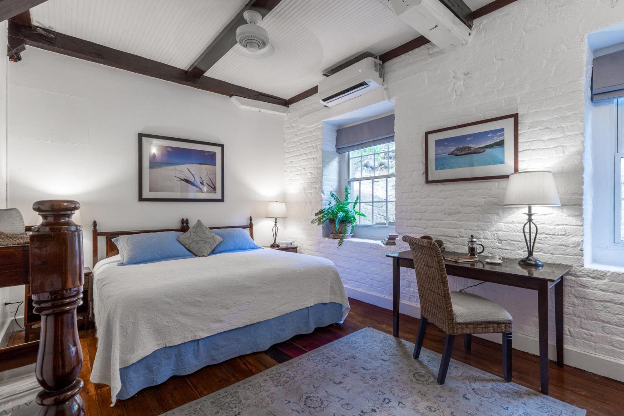 Admiral'S Inn And Gunpowder Suites English Harbour Exterior foto